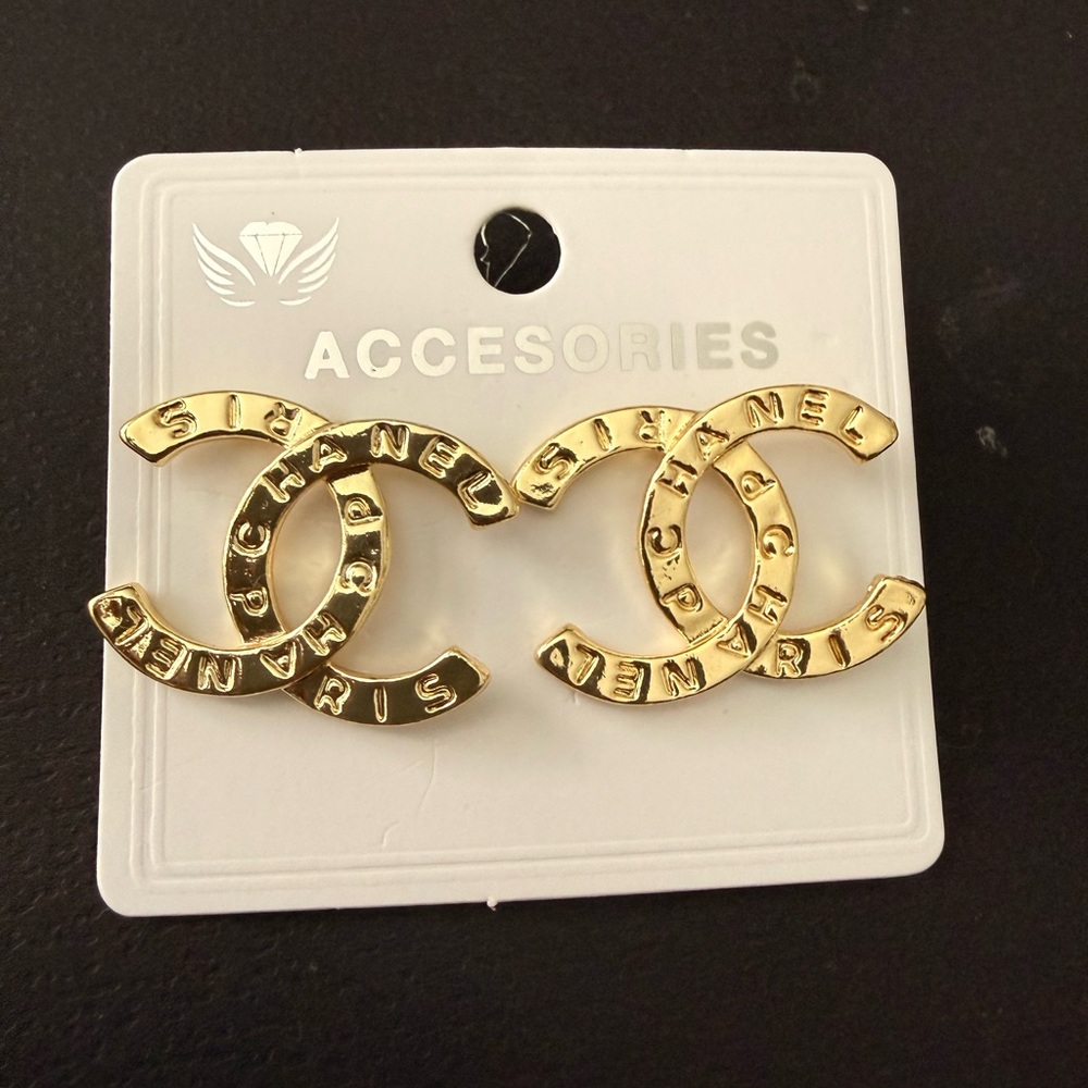 Beautiful sophisticated earrings